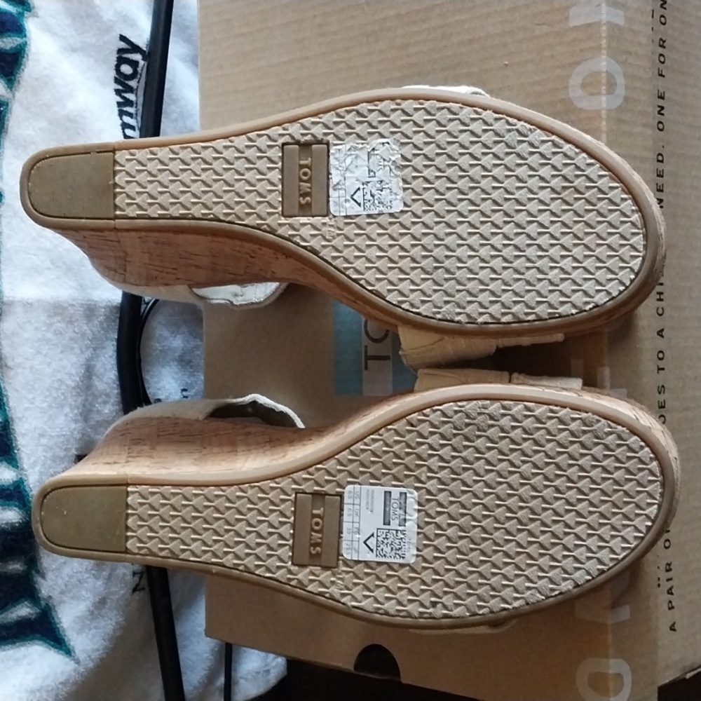 Toms Beige Linen Cork Wedges - Clarissa Size 8.5 - Picture 6 of 8